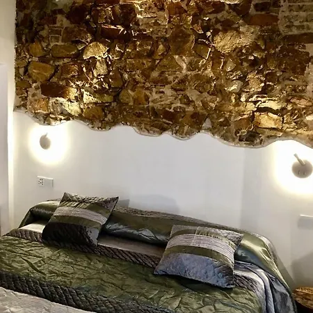 Romantic Loft Apartment Blanes